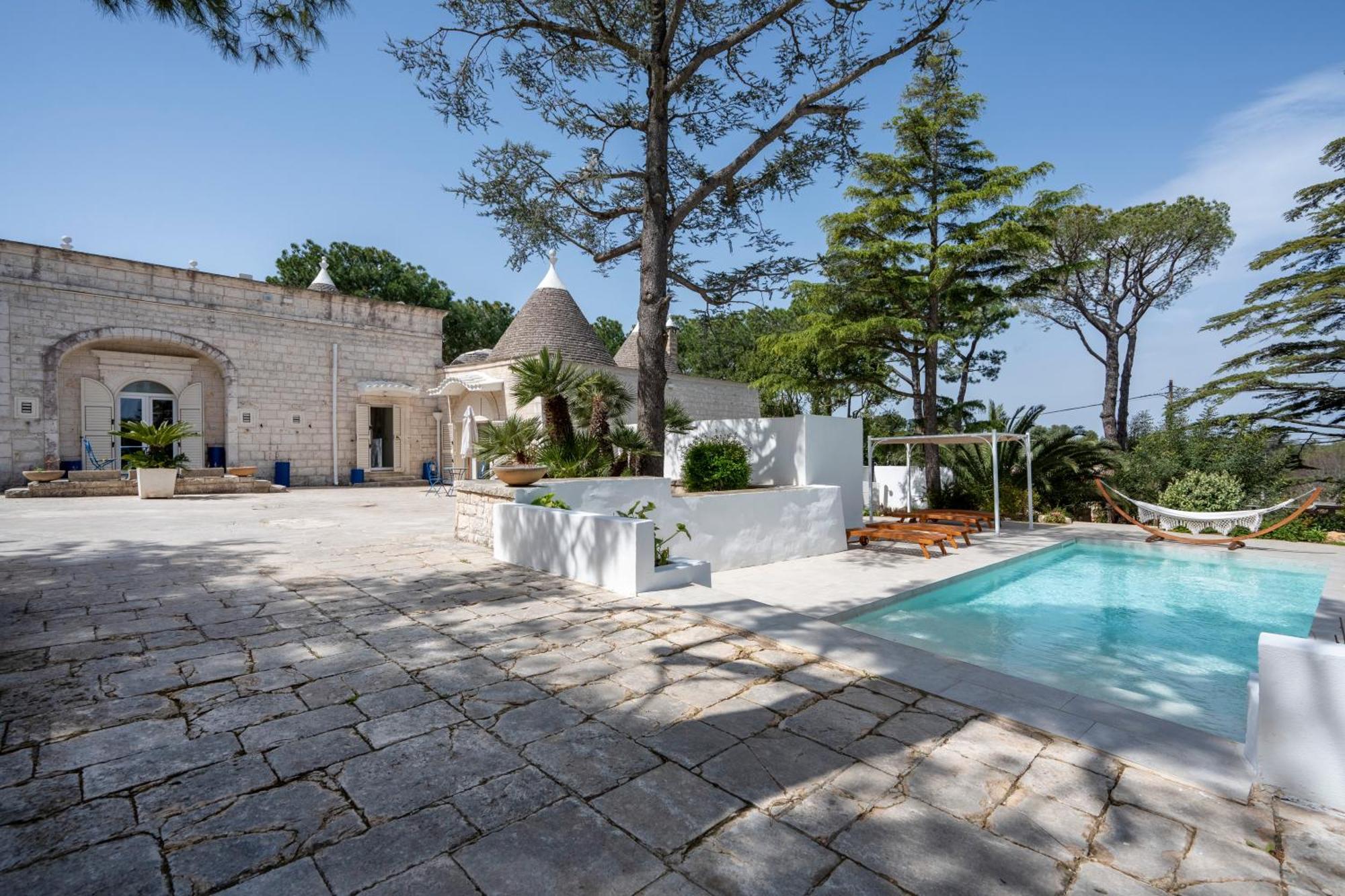 Вилла Borgo Lucia Сельва-ди-Фазано Экстерьер фото